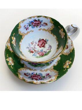 Vtg Royal Grafton Canton Footed Cup Saucer Bone China England Floral Green Gold